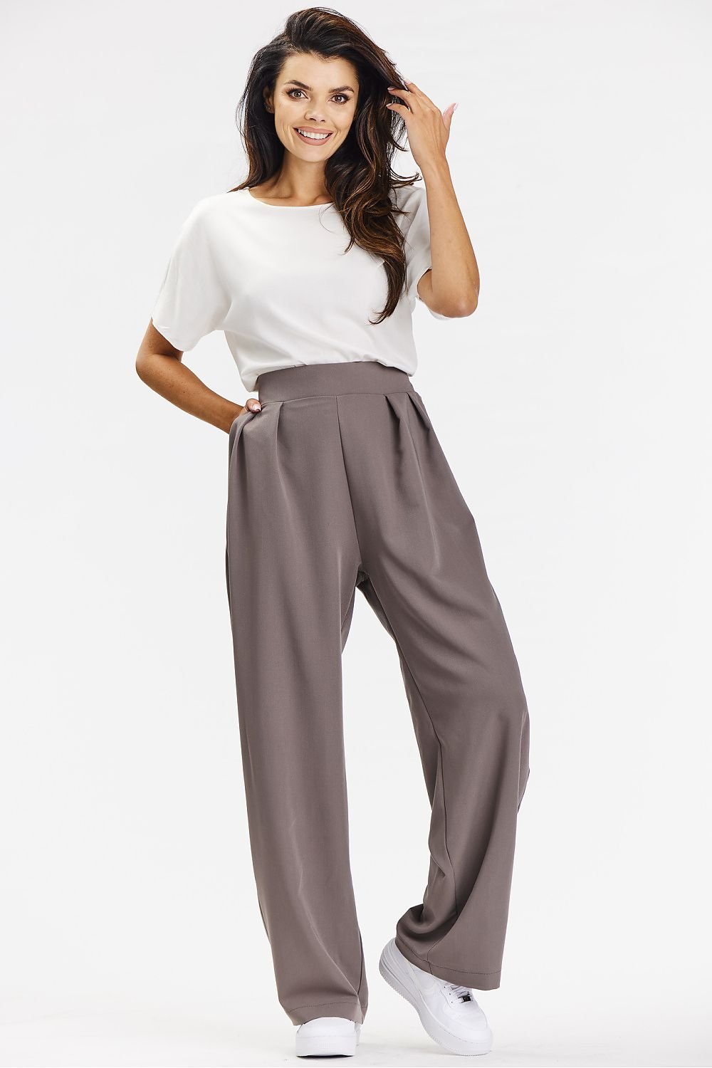 Women trousers awama brown